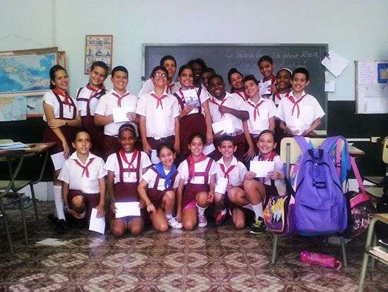 Carmela junto a su actual grupo de estudiantes