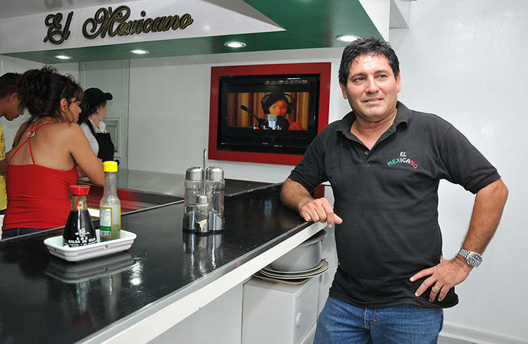 Jorge used to raise goats before opening his cafe, one of the most successful of Havana / Photo: Raquel Perez.