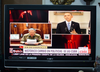 Raúl Castro and Barack Obama announce the start of reestablishment of diplomatic relations between Cuba and the United States / Photo: Alain L. Gutiérrez.