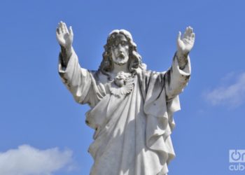 Jesus at the cemetery. Photo: Yuris Norido