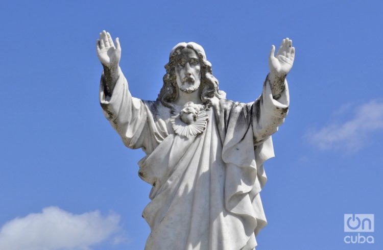 Jesus at the cemetery. Photo: Yuris Norido