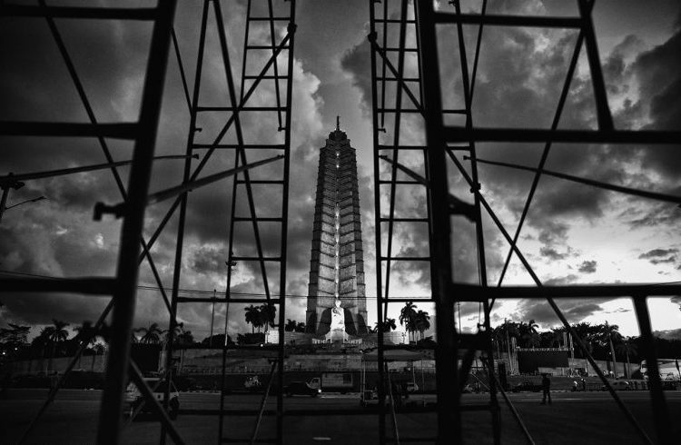 Plaza de la Revolución this dawn. Photo: Gabriel Guerra Bianchini.