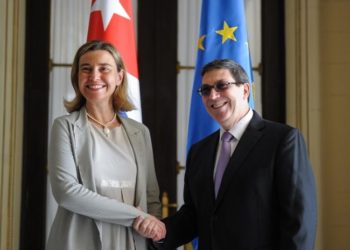 Federica Mogherini, head of European diplomacy, with Cuban Foreign Minister Bruno Rodríguez at the Ministry of Foreign Affairs of Cuba in March 2016. Photo: Adalberto Roque / AFP.