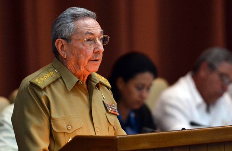 Raúl Castro addresses the first regular meeting of the National Assembly of People’s Power. Friday July 14, 2017, Havana. Photo: Marcelino Vázquez / EFE.