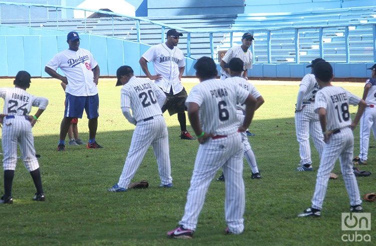 Clinic given by MLB players in Cuba in December 2015. Photo: Roberto Ruiz.