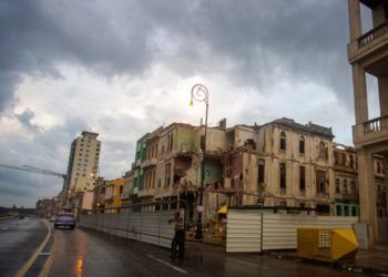 Malecón de La Habana, Cuba. Photo: Desmond Boylan / AP.