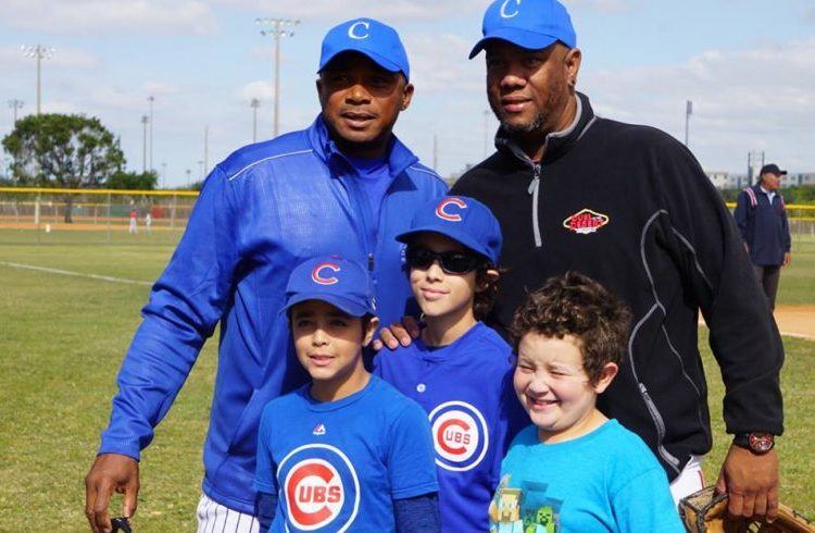 El Duque and his brother Liván. Photo: MLB Cuba on Facebook.