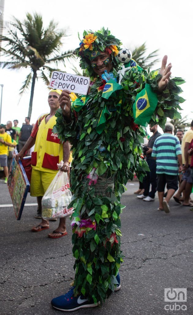 “Bolsonaro is equal to people.” Photo: Nicolás Cabrera.