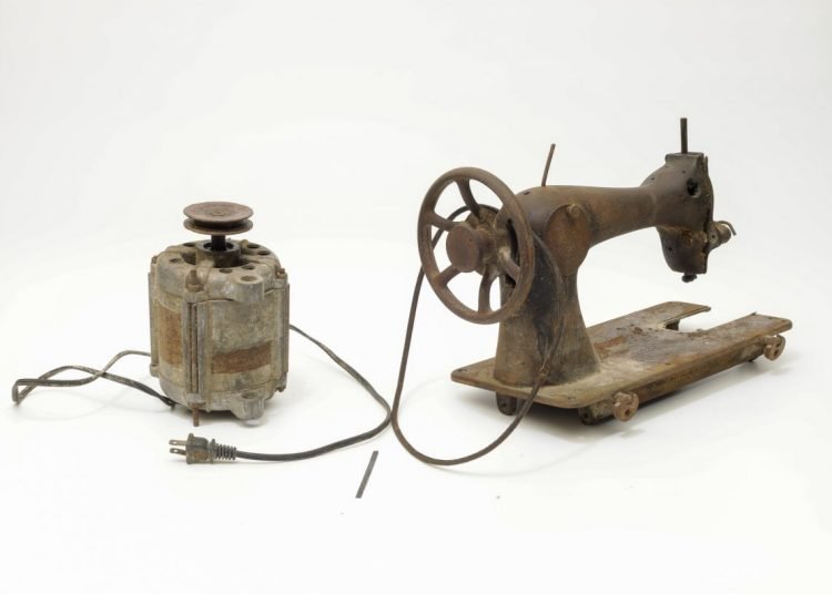 A sewing machine remodeled in Cuba. Photo: Courtesy of Cade Museum.