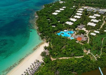 The all-inclusive Paradisus Río de Oro Hotel is located on Esmeralda beach, 5 km from Guardalavaca, Holguín. Photo: bthetravelbrand.com.