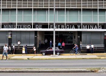 Headquarters of the Cuban Ministry of Energy and Mines, in Havana. Photo: Otmaro Rodríguez.