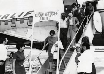 “Freedom Flights.” 1970. Photo: Esteban Martin, University of Miami Library.