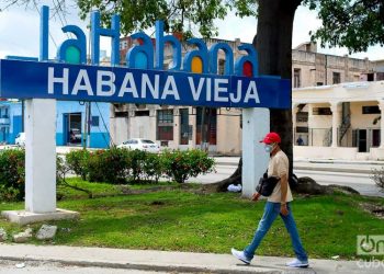 Each province will have its own calendar. Havana, which registers the majority of the more than 2,000 confirmed cases of the virus and continues to report infections, will be the last region of the island to enter the “new normality.” Photo: Otmaro Rodríguez