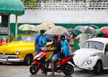 The location of the COVID-19 positive cases for today corresponds to the Havana municipalities of Habana del Este, La Lisa, Guanabacoa, San Miguel del Padrón, Arroyo Naranjo and Boyeros. The contagions abroad occurred in Venezuela and the Bahamas. Photo: Yander Zamora/EFE/Archive