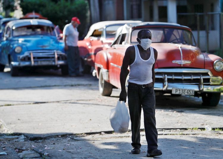 Although Havana reported the highest number of contagions today, Ciego de Ávila continues to have the highest incidence rate, now with 59.95 per 100,000 inhabitants. Photo: Yander Zamora/EFE