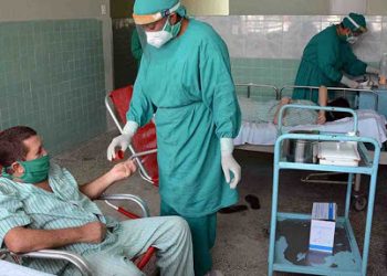 Patients in a hospital in Camagüey. Photo: Agencia Cubana de Noticias (ACN).