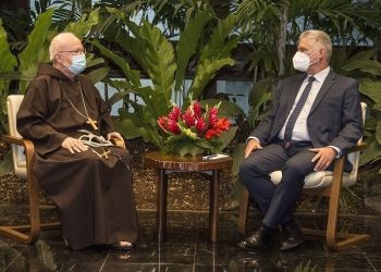 Cuban President Miguel Díaz-Canel, during his meeting in Havana with the Cardinal and Archbishop of the Archdiocese of Boston, Sean Patrick O’Malley, on September 9, 2021. Photo: @JohanaTablada/Twitter.