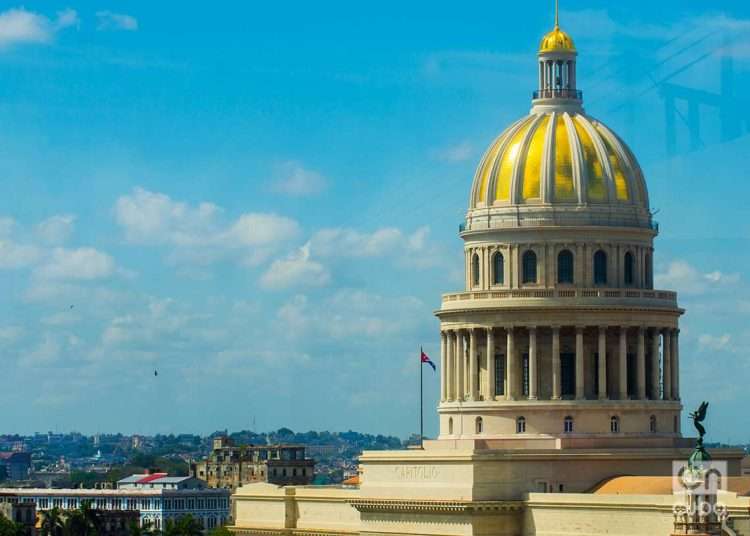 View of the dome of the National Capitol, in Havana. Photo: Otmaro Rodriguez.