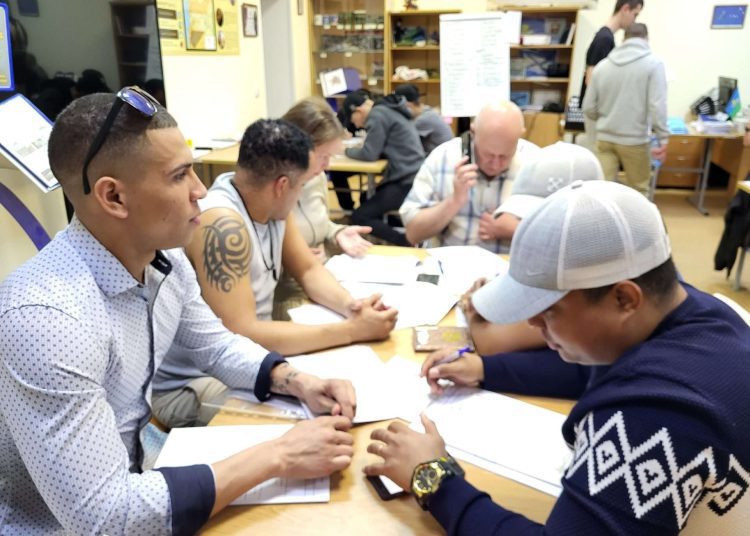 Cubans during the recruitment process for the Russian army. Photo: The Ryazan Gazette.