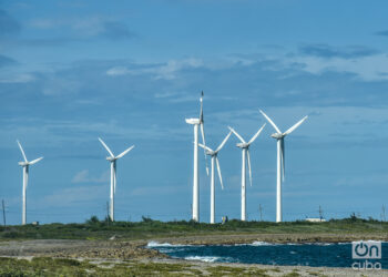 Gibara wind farm, Holguín. Photo: Kaloian.