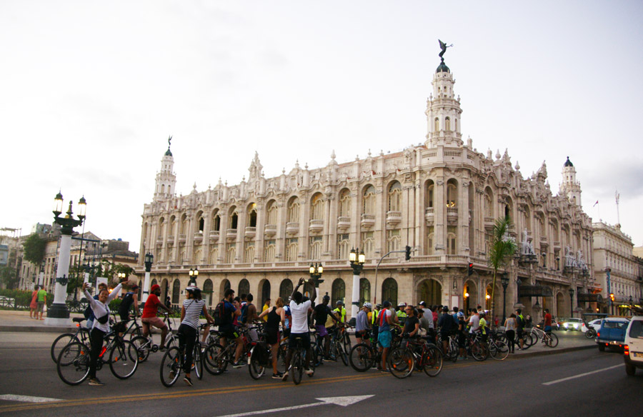 Bicicletear La Habana, 5 de diciembre de 2017. Foto: Luis Manuel Azua Torres / MontainCuba.