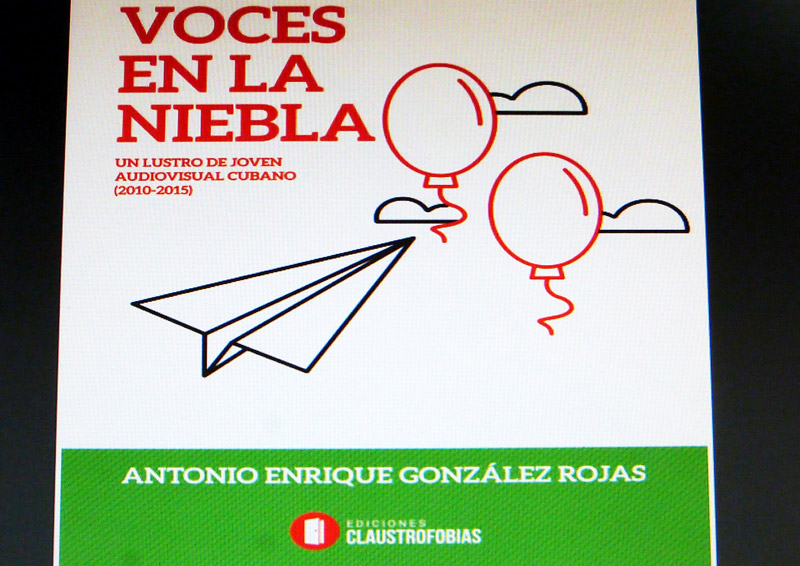 Portada de "Voces en la niebla". Foto: Ángel Marqués Dolz.