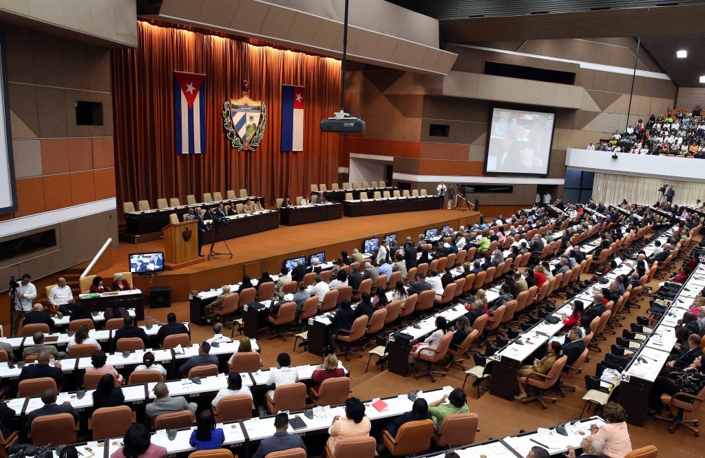 Vista general este miércoles 18 de abril de la sesión constitutiva de la IX Legislatura de la Asamblea Nacional del Poder Popular. Foto: Alejandro Ernesto / EFE.