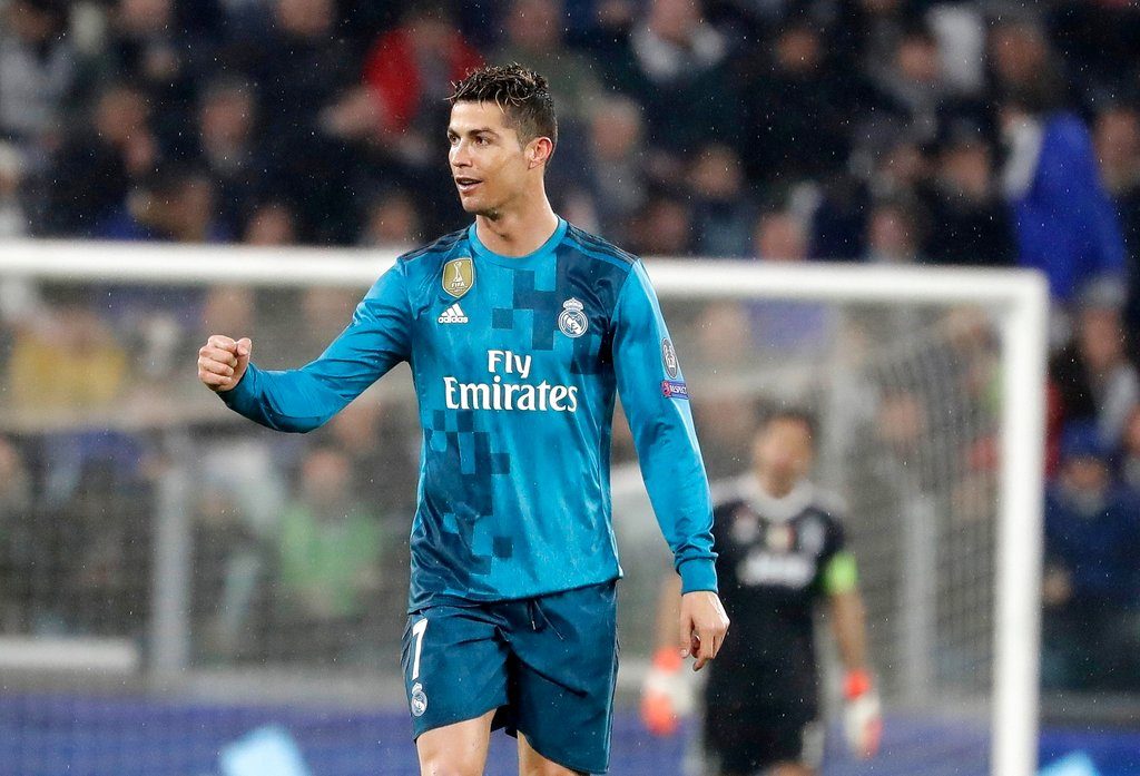 Cristiano Ronaldo del Real Madrid festeja tras anotar el segundo gol en la victoria 3-0 ante Juventus en los cuartos de final de la Liga de Campeones en Turín, el 3 de abril de 2018. Foto: Luca Bruno / AP.