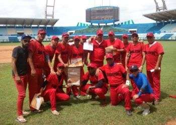 Los Vaqueros quedaron en tercer lugar en el Torneo Nacional de Softbol.