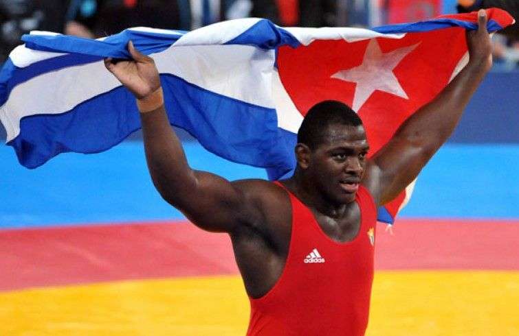 El bicampeón olímpico y cinco veces titular mundial, Mijaín López, busca en Veracruz su primera medalla centrocaribeña.