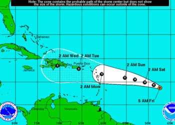 Imagen tomada de http://www.nhc.noaa.gov/ 21/8/15 7:22 am