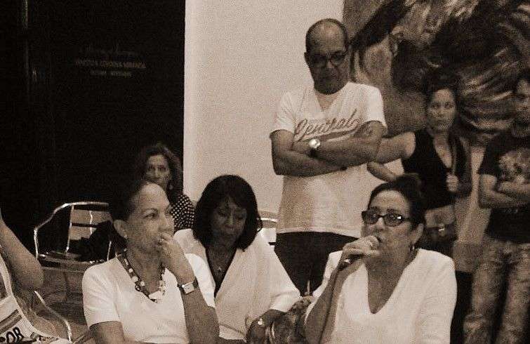 Reunión de cineastas ayer 31 de octubre en el CCC Fresa y Chocolate del ICAIC.