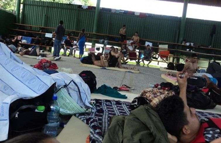 Cubanos en Costa Rica durante la crisis migratoria de 2015. Foto: La Prensa.