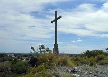 Loma de la Cruz en Guanabacoa, improvisado observatorio de Don Mariano Faquineto para observar el tiempo y, sobre todo la dirección del movimiento de las nubes.