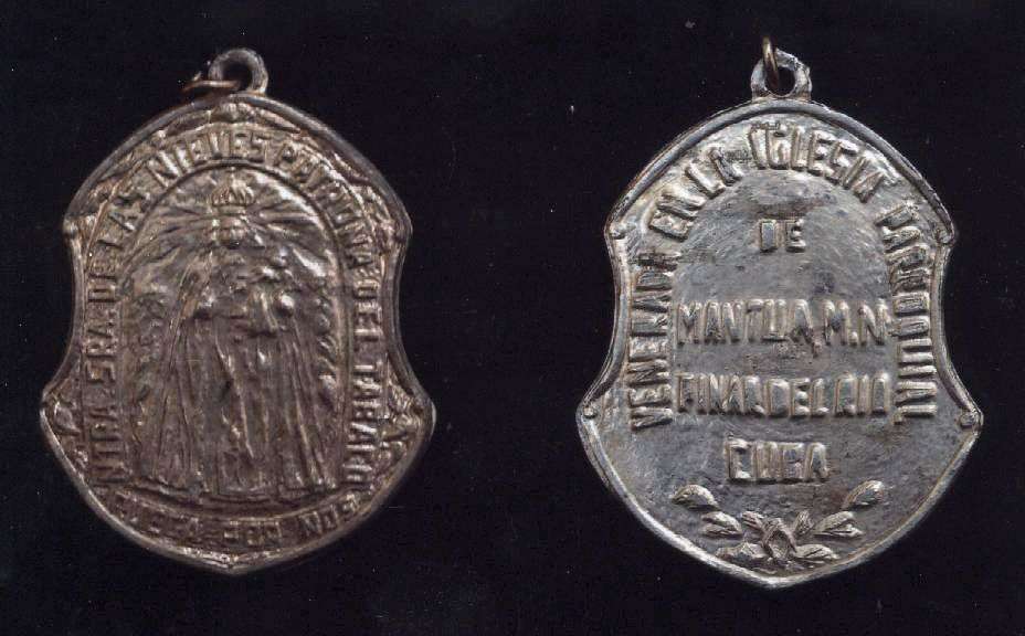 Medallas dedicadas a la Virgen de las Nieves, mediados del siglo XX.