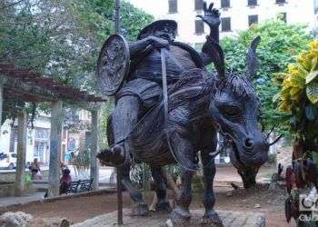 EScultura de Sancho en la Habana Vieja Foto Reinaldo Cedeño