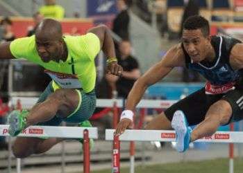 Dayron Robles (izquierda) junto a Orlando Ortega. Foto: PAP/Grzegorz Michałowski.