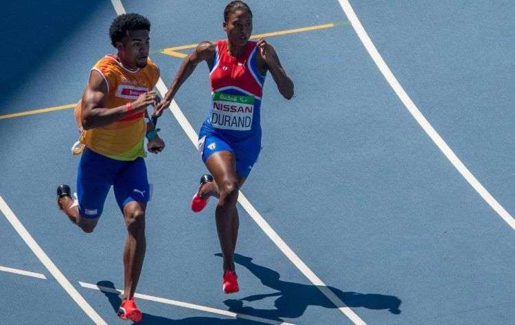 Desde el carril 5 Omara Durand dominó la prueba de los 200m de principio al fin. Foto: Bob Martin / OIS / IOC.