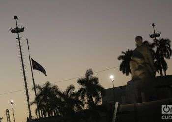 La Plaza de la Revolución esta madrugada. Foto: Ismario Rodríguez.