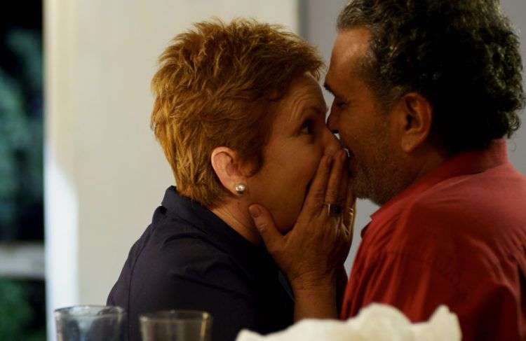 Mayra y Esteban, dos personajes en una sola locación. Filme "Ya no es antes". Foto: Cortesía de Lester Hamlet.