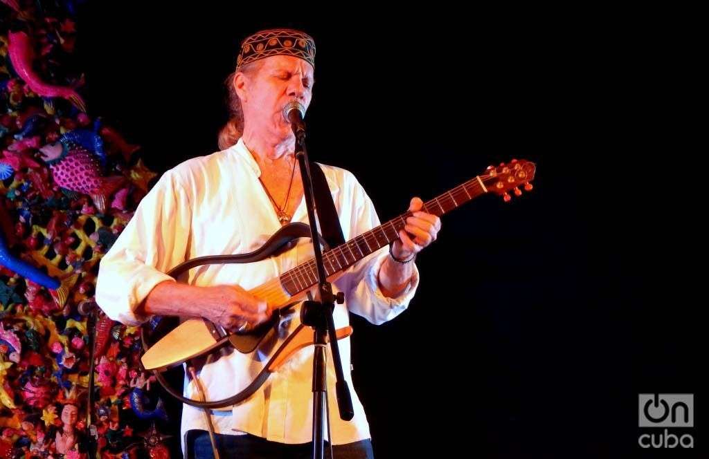 Pablo Ménendez cantó en solitario "Stranger´s blues".