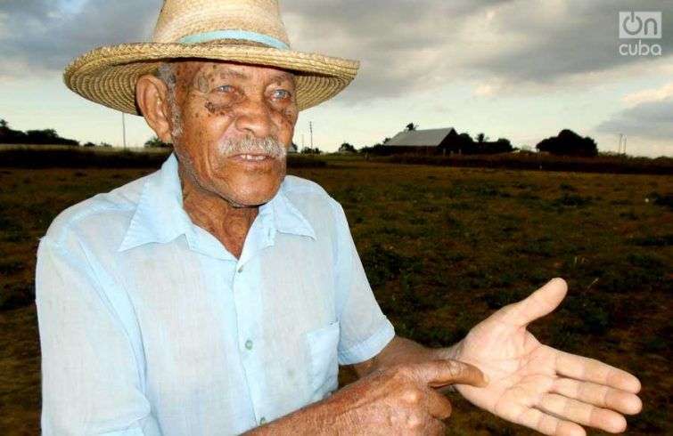Roberto Rodríguez, curandero pinareño. Foto: Ronald Suárez.