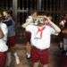 Niños cubanos observan el documental Nuestro Martí utilizando la tecnología Google Cardboard. Foto: EFE.