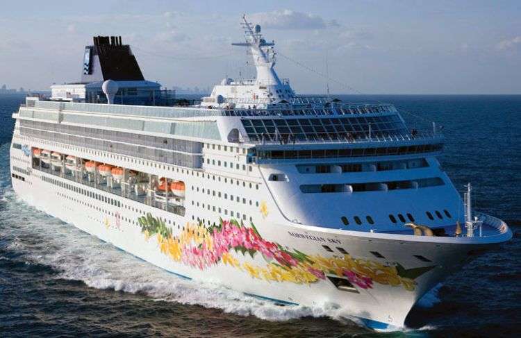 El Norwegian Sky. Foto: cruiseweb.com.