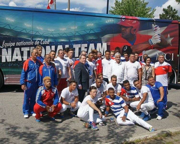 El equipo nacional para menores de 18 años concretó una faena espectacular en la Liga Elite Junior de Quebec. Foto del sitio web de la Liga.