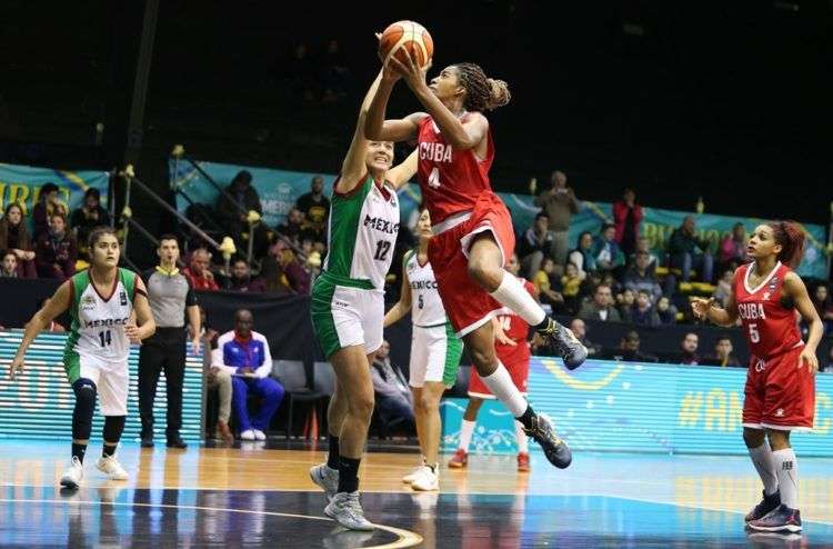 Solo ante México las cubanas pudieron hacer la cruz en el premundial de Argentina. Foto: Fiba.basketball.