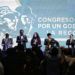 Celebración del congreso de las FARC en Bogotá, presidido por Rodrigo Londoño, alias Timochenko (tercero de derecha a izquierda), máximo líder de la agrupación guerrillera. Foto: El Heraldo.