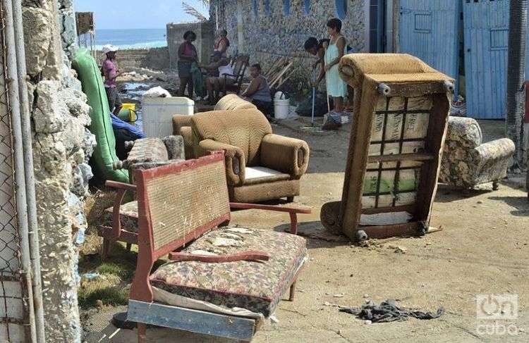 El huracán Irma dejó grandes afectaciones en Cojímar, al este de La Habana. Foto. Otmaro Rodríguez.