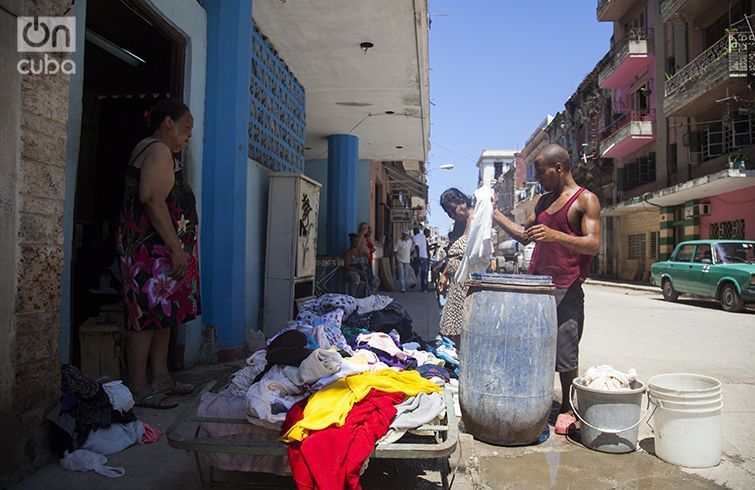 Problemas con abastecimiento de agua después del paso de Irma. Foto: Claudio Pelaez Sordo.