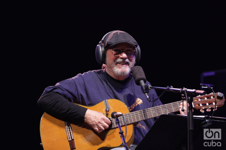 Silvio Rodríguez en concierto en el Summer Stage de Nueva York. Foto: Gabriel Guerra Bianchini.